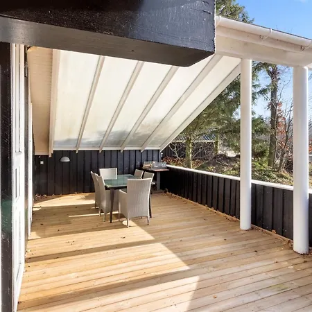 Berenice - 250m From The Sea By Interhome * Hals