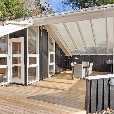 Berenice - 250m From The Sea By Interhome *
